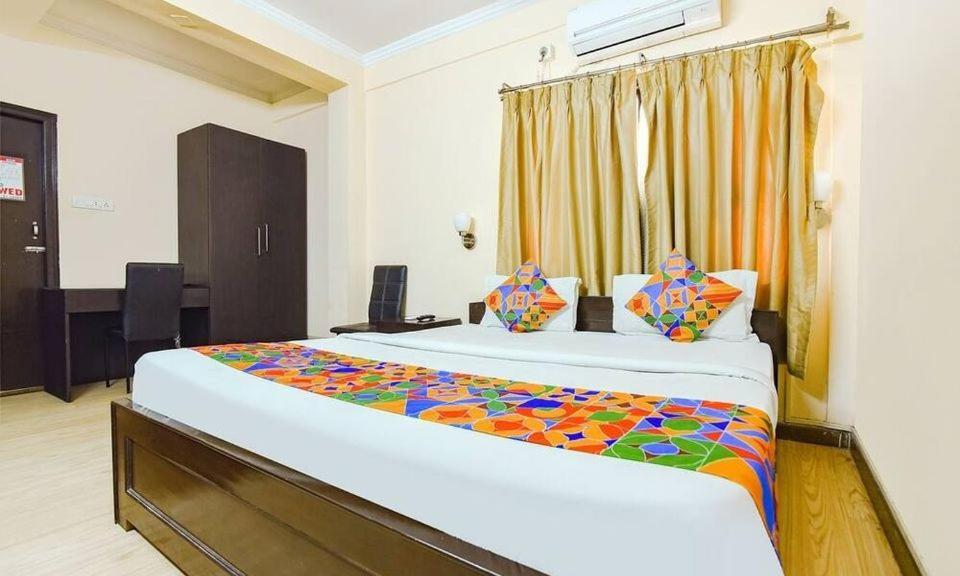 Dover By Bookmerihotel Hotel 3*